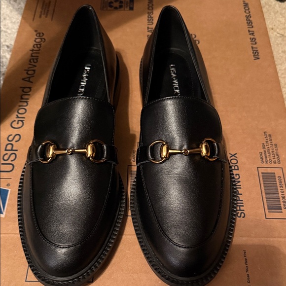 Lisa Vicky Shoes - Black Leather Loafers with Gold Accent